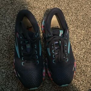 Brooke’s ghost running shoes